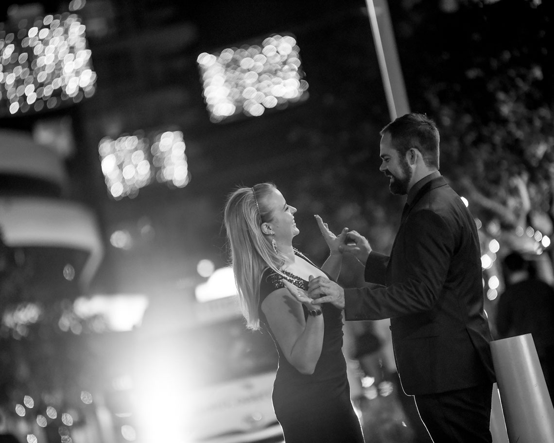Romatic couple engagement photo shoot Gold Coast